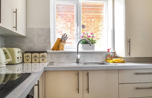 Marshchapel Cottage | 1 bedroom accommodation in Marshchapel, near Cleethorpes