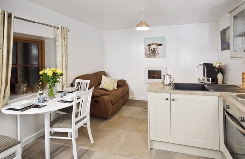 Fence Cottage | 1 bedroom accommodation in Whalley