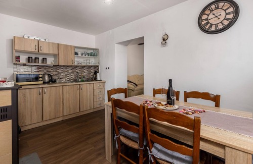 Cvetkovic House | 1 bedroom amazing home in Ozalj