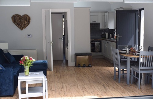 Clonmany Apartment | 1 Bedroom Annex @ The Old Parochial House