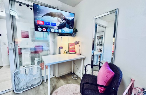 Rainier Valley Apartment | 1 Bedroom Apartment 10 mins to SeaTac Airport