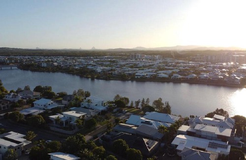 Wurtulla Apartment | 1 Bedroom Apartment - back of private residence with private access