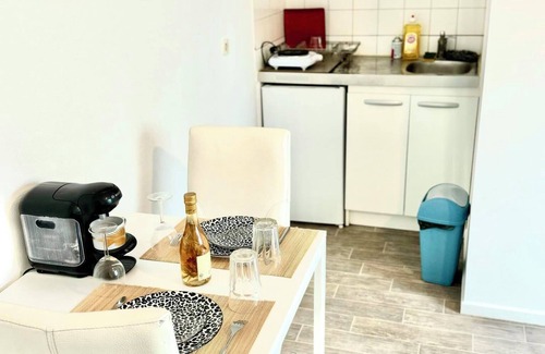 Barbatre Apartment | 1 bedroom apartment in Reims