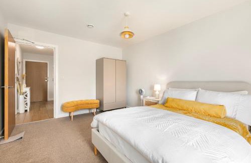 Royal Docks Apartment | 1 Bedroom Apartment near City Airport