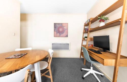 East Melbourne Apartment | 1-Bedroom Apartment with Complete Desk Setup