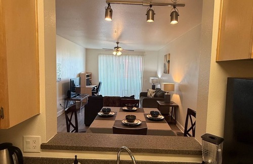 Panorama City Apartment | 1-bedroom apt. in fabulous Los Angeles/San Fernando Valley easy Fwy's access