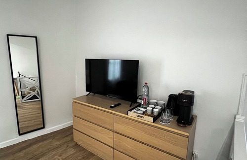 Saumur Apartment | 1 bedroom bed & breakfast in saumur