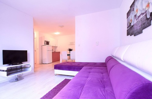 Balchik Apartment | 1-bedroom Deluxe apartment in MiniSmart Block A