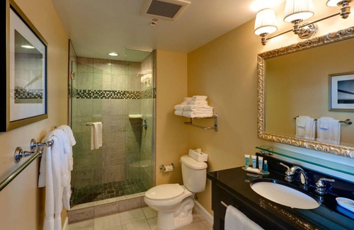 Lower Nob Hill Resort | 1 Bedroom Deluxe Wyndham Canterbury at San Francisco
