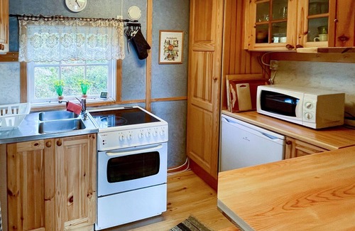 Grythyttan House | 1 bedroom gorgeous home in Bovik