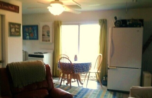 Edgartown Cottage | 1 Bedroom Guest Cottage With Water View