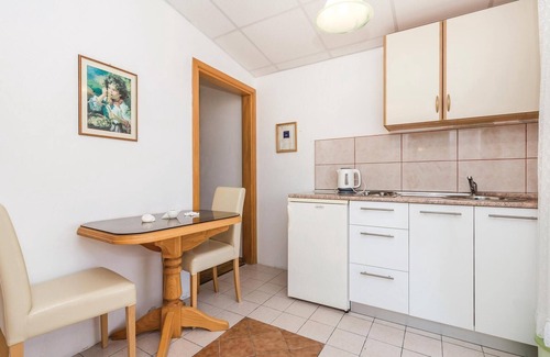Dinjiska Apartment | 1 bedroom nice apartment in Dinjiska
