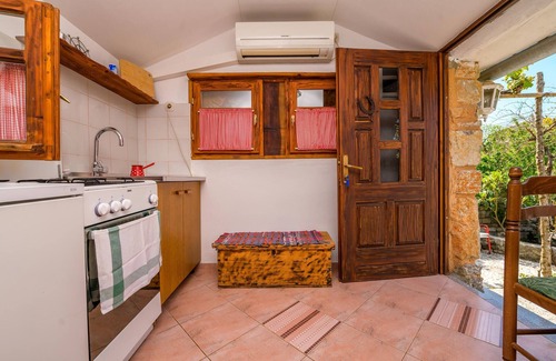 Poljica House | 1 bedroom pet friendly home in Poljica