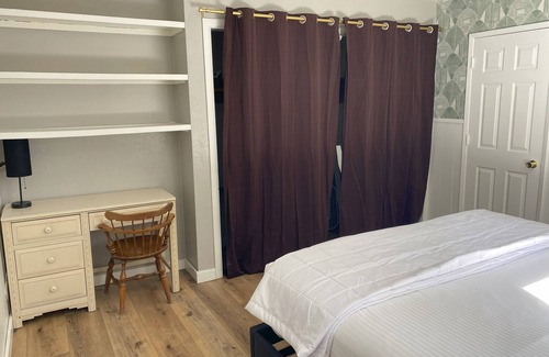 Mammoth Lakes Bed & Breakfast | 1-bedroom Suite Free Breakfast Hot Tub