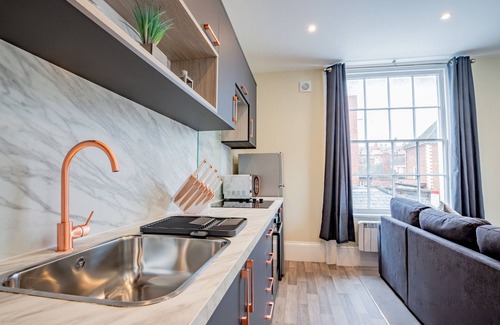Pontrilas Condo | 1 Bedroom Worcester City Centre Apartment