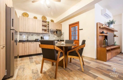Esterito House | 1 Block to Malecón, Netflix, Beach Access