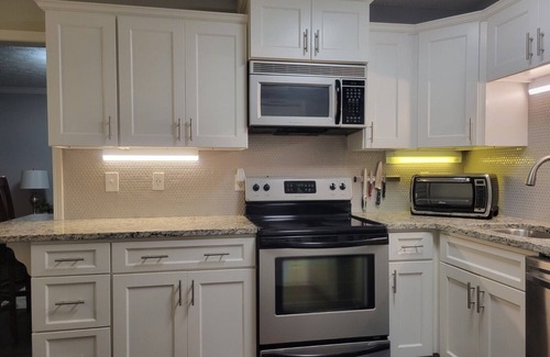 Athens Condo | 1 BR Condo - Location, Location, Location! Easy Walk to Campus & Stadium!