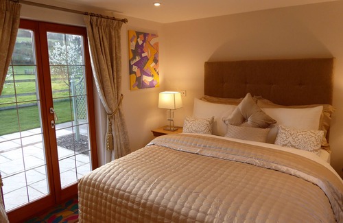 Lower Assendon Bed & Breakfast | 1 double room in cosy private cottage, Henley on Thames