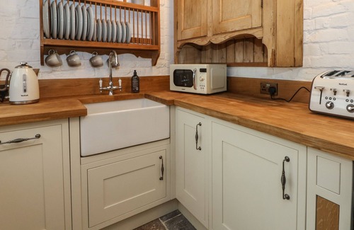 Tarporley Cottage | 1 Fountain Cottages