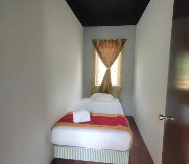 Taman Murni 2 House | 1 Hati Homestay Sepang