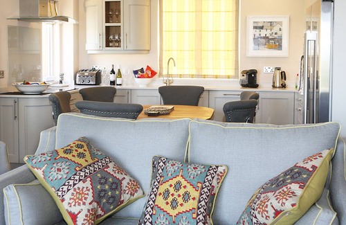 St. Andrews House | 1 Links Crescent 5 Star Selfcatering House Overlooking Old Course in St Andrews