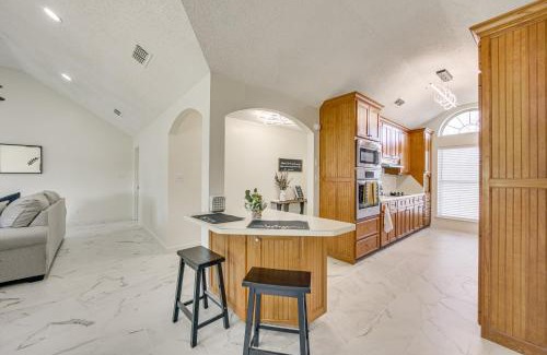 Jacksonville House | 1 Mi to Lake Jacksonville Pet-Friendly Home