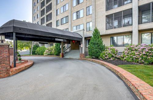 Manchester Apartment | 1 Mi to Millyard District Unit with Furnished Porch