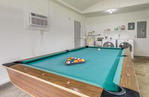 Southeast Eugene House | 1 Mi to UO Campus - Family Home with Pool Table!