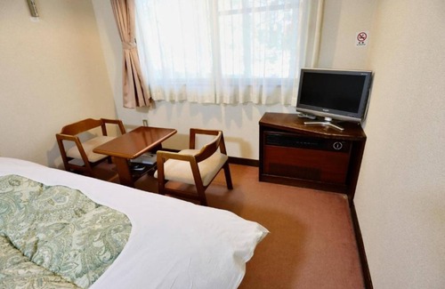 Iida Hotel | 1 night with breakfast Triple room with bathroom/Kitaazumi-gun Nagano
