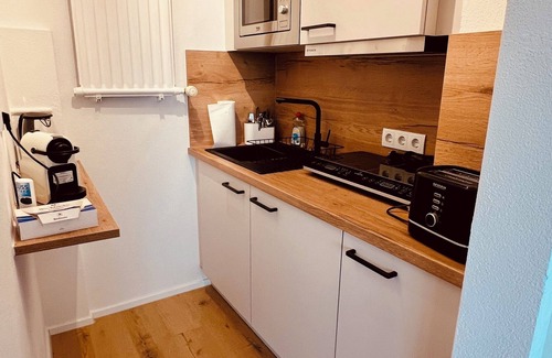 Offenbach am Main Apartment | 1 Zimmer Wohnung Nahe Sanaklinikum Balkon Netflix