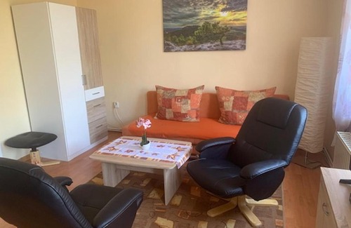 Trebbin Apartment | 1 Zimmer Wohnung in Trebbin mit PKW Stellplatz