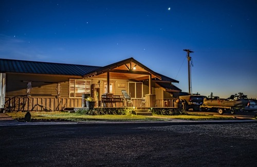Goldendale House | 10 Beds and lots of fun