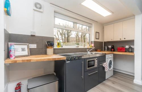 Little Missenden Apartment | 10 Boutique Studio Apartment near Tube - quiet location