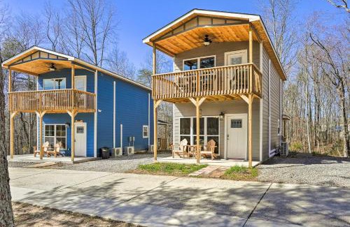 Trenton House | 10 Mi to Drive-In Lakefront Trenton Cabin!