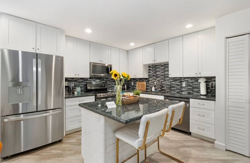Tempe House | 10 Mins to Old Town | Spring Training | BBQ & Yard