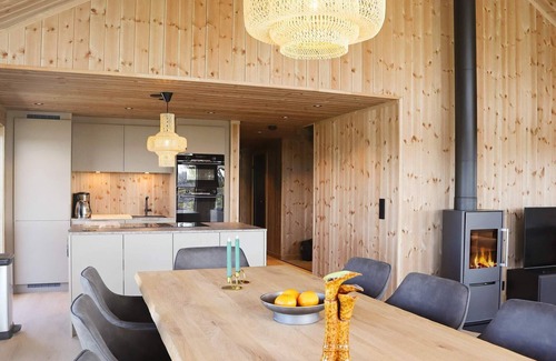 Risor House | 10 person holiday home in Søndeled