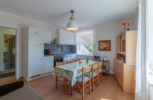 Gallizien Apartment | 100 m² Apartment ∙ 1 bedroom ∙ 6 guests