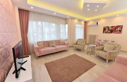 Sisli Apartment | 100 m² Apartment ∙ 2 bedrooms ∙ 5 guests