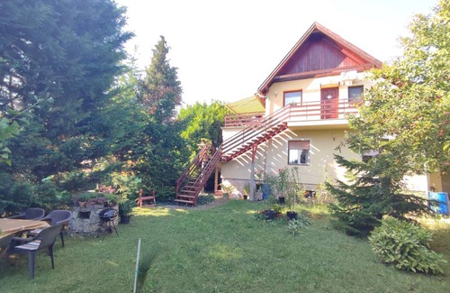 Balatonfured Apartment | 100 m² Apartment ∙ 4 bedrooms ∙ 8 guests