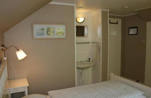 Stenbrohult Apartment | 100 m² Apartment ∙ 3 bedrooms ∙ 5 guests