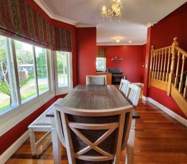 Strahan Apartment | 100 m² Apartment ∙ 2 bedrooms ∙ 4 guests