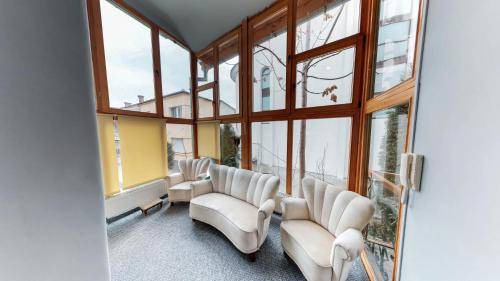 Cluj-Napoca City Centre Apartment | 100 m² Apartment ∙ 2 bedrooms ∙ 7 guests