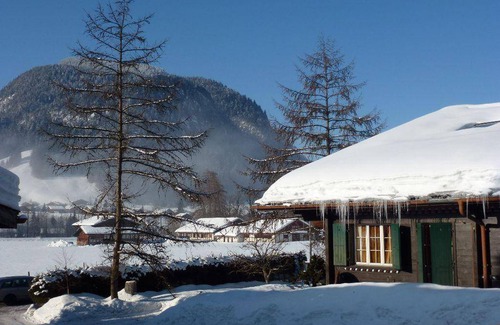 Saanen Apartment | 100 m² Apartment ∙ 3 bedrooms ∙ 6 guests