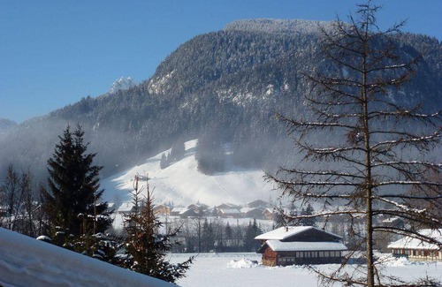 Saanen Apartment | 100 m² Apartment ∙ 3 bedrooms ∙ 6 guests