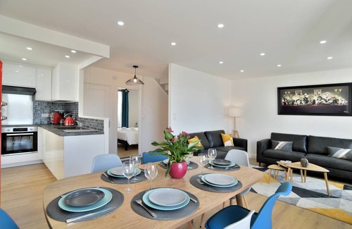 Dinan Apartment | 100 m² Apartment ∙ 3 bedrooms ∙ 8 guests