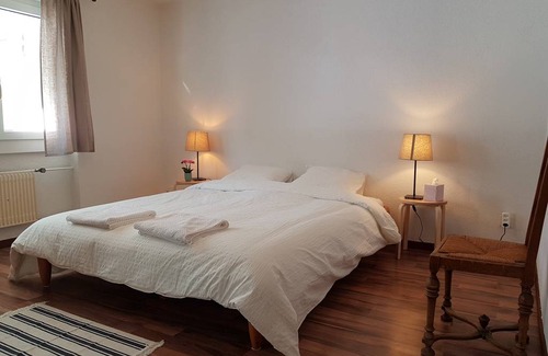 Sedrun Apartment | 100 m² Apartment ∙ 3 bedrooms ∙ 8 guests