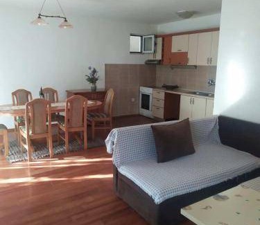Burtaisi Apartment | 100 m² Apartment ∙ 3 bedrooms ∙ 6 guests