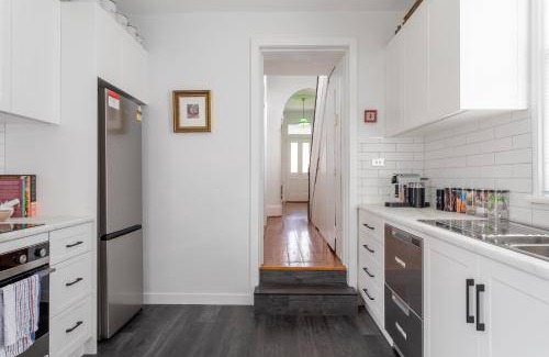 Launceston CBD Apartment | 100 m² Apartment ∙ 3 bedrooms ∙ 5 guests