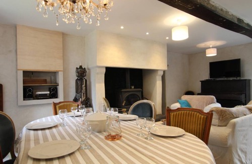 Barneville-Carteret House | 100 m² Gîte ∙ 2 bedrooms ∙ 5 guests