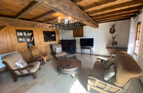 Camps-sur-l'Agly House | 100 m² Gîte ∙ 3 bedrooms ∙ 9 guests